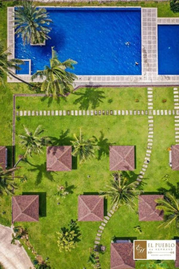 El Pueblo De Hermano By Cocotel Lian Exterior foto